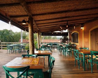 Hotel Fazenda Recanto Shangri-lá - Brotas - Restaurant