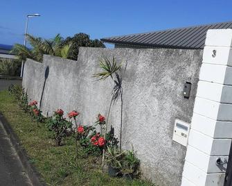 Charmante Maison à Saint Philippe avec Piscine Privée - Saint-Philippe - Vista del exterior