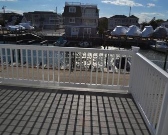Enjoy year round - Long Beach - Balcony