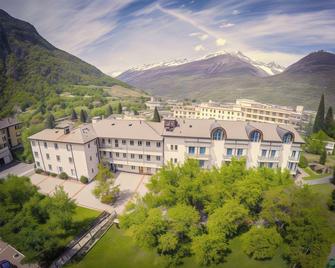 Hotel & Bildungshaus St. Jodern - Visp - Gebäude