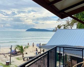 Seaside Hostel Langkawi - Langkawi
