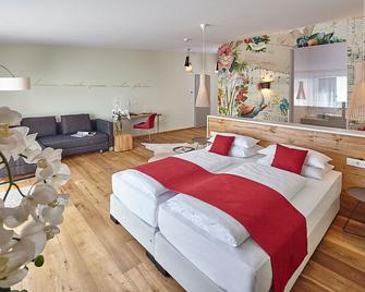 Hotel Kapellenberg - Eibelstadt - Schlafzimmer
