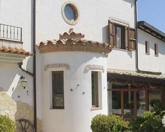 La Casa Del Palombaro - Ortona - Gebäude