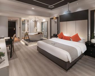 21Lnn Liying View Hotel (Guiyang Huaguoyuan Shopping Center Branch) - Guiyang - Bedroom