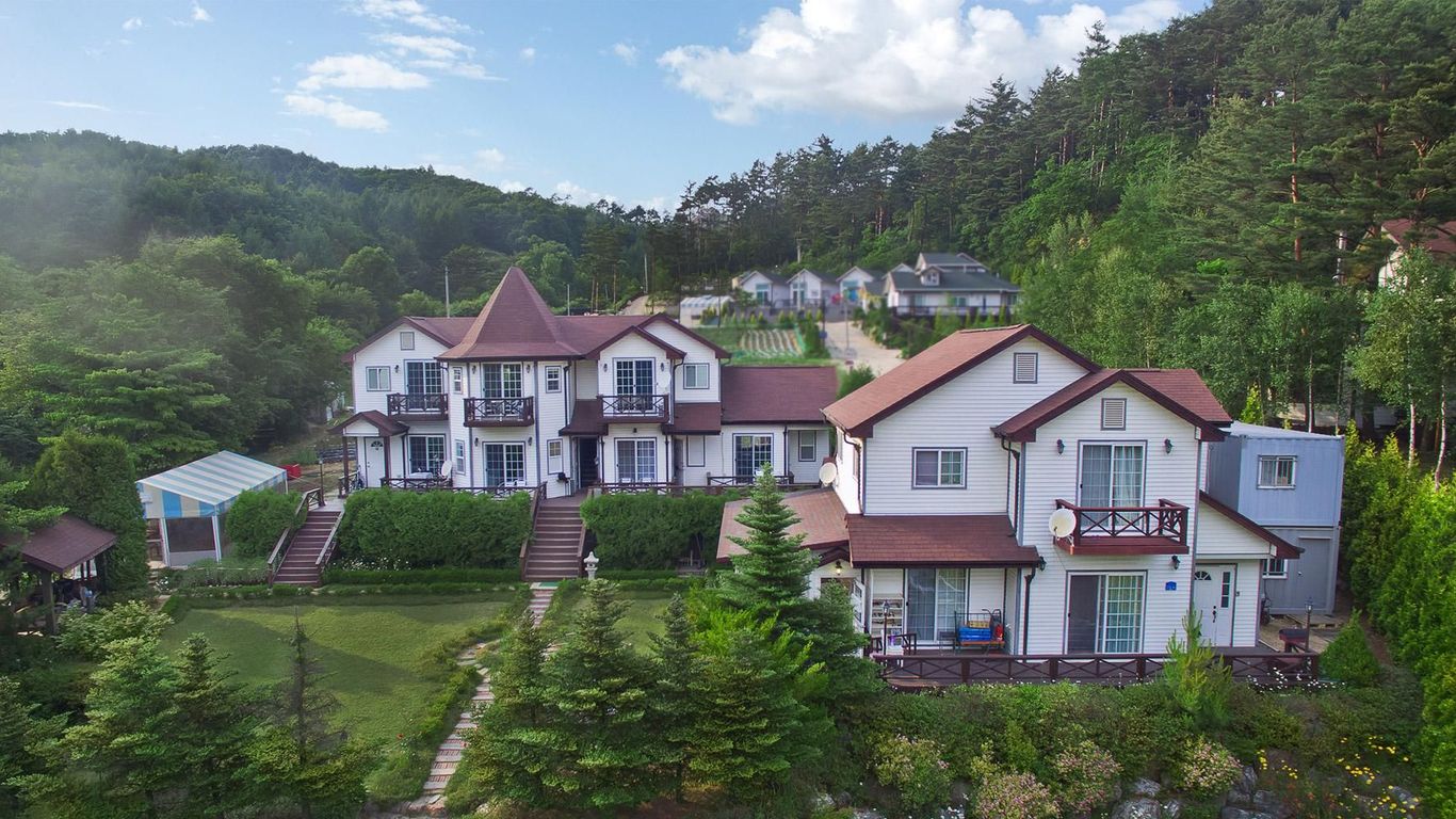 Pyeongchang Daegwallyeong Road Pension