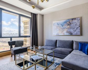 Grand Residence by New Inn - Istanbul - Living room