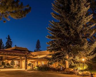 Station House Inn South Lake Tahoe - South Lake Tahoe - Building