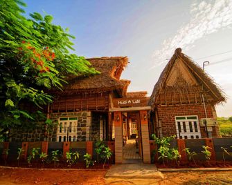 Bop Huts Life Homestay - Pondicherry - Building
