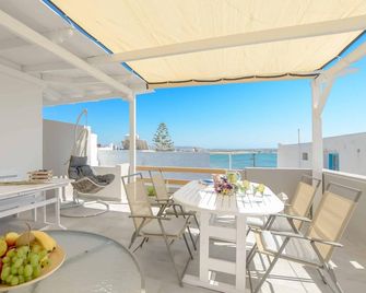 Panormos Hotel and Studios - Naxos - Balcón