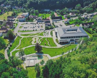 Nuhr Medical - Hotel & Restaurant - Senftenberg