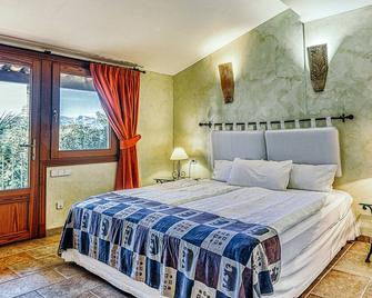 Weingut & Landhotel Can Davero - Binissalem - Bedroom