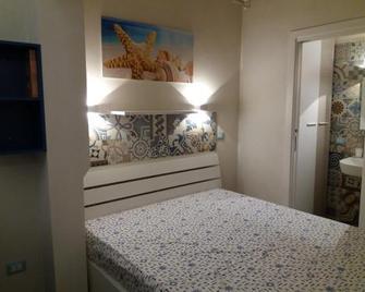Scalovecchio - Marettimo - Camera da letto