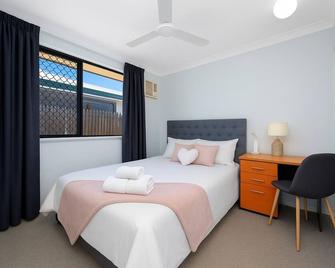 Townsville's Premium Gateway - Rosslea - Bedroom