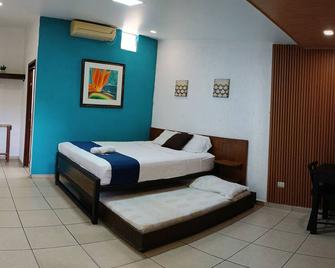 El Patio de Don Moncho - San Salvador - Habitación