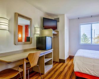 Motel 6-Burlington, On - Toronto West - Oakville - Burlington - Bedroom