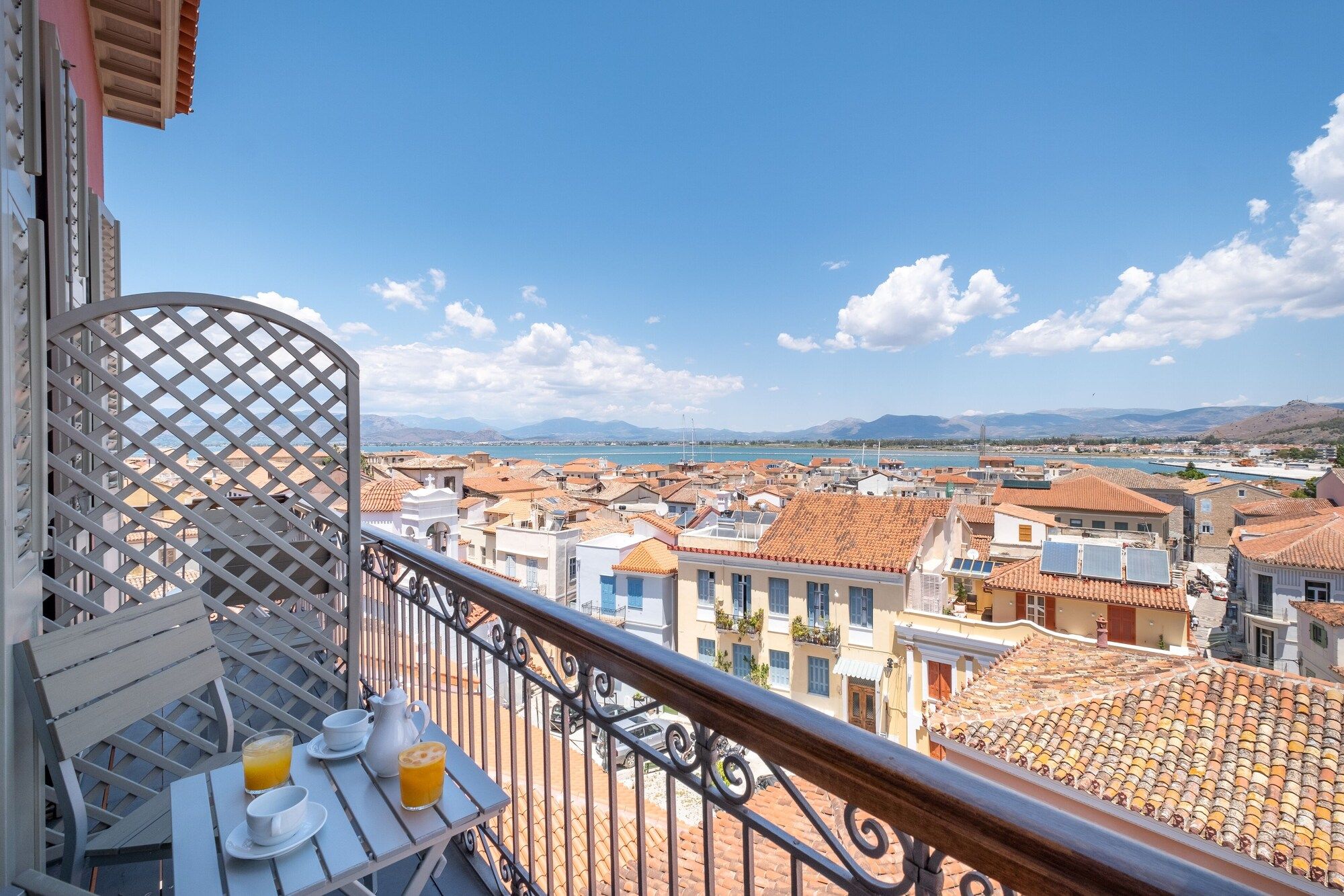 Grand Sarai Nafplio - נפפיליון - מרפסת