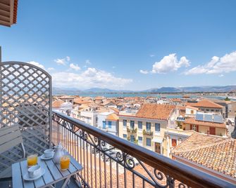 大撒萊拉夫普里歐酒店 - 納夫普利翁 - 納夫普利翁 - 陽台