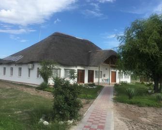 Rakops River Lodge - Rakops - Edificio