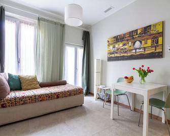 La casa di Teo - Navigli Apartments - Milan - Phòng khách