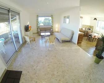 Campagne Vanrell - La Ciotat - Living room