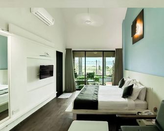 Saj By The Lake - Junnar - Bedroom