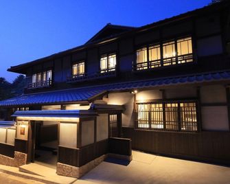 Kikunoya - Hatsukaichi - Edificio