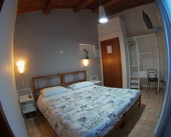 Country House L'Isola che non c'è - Ancona - Slaapkamer