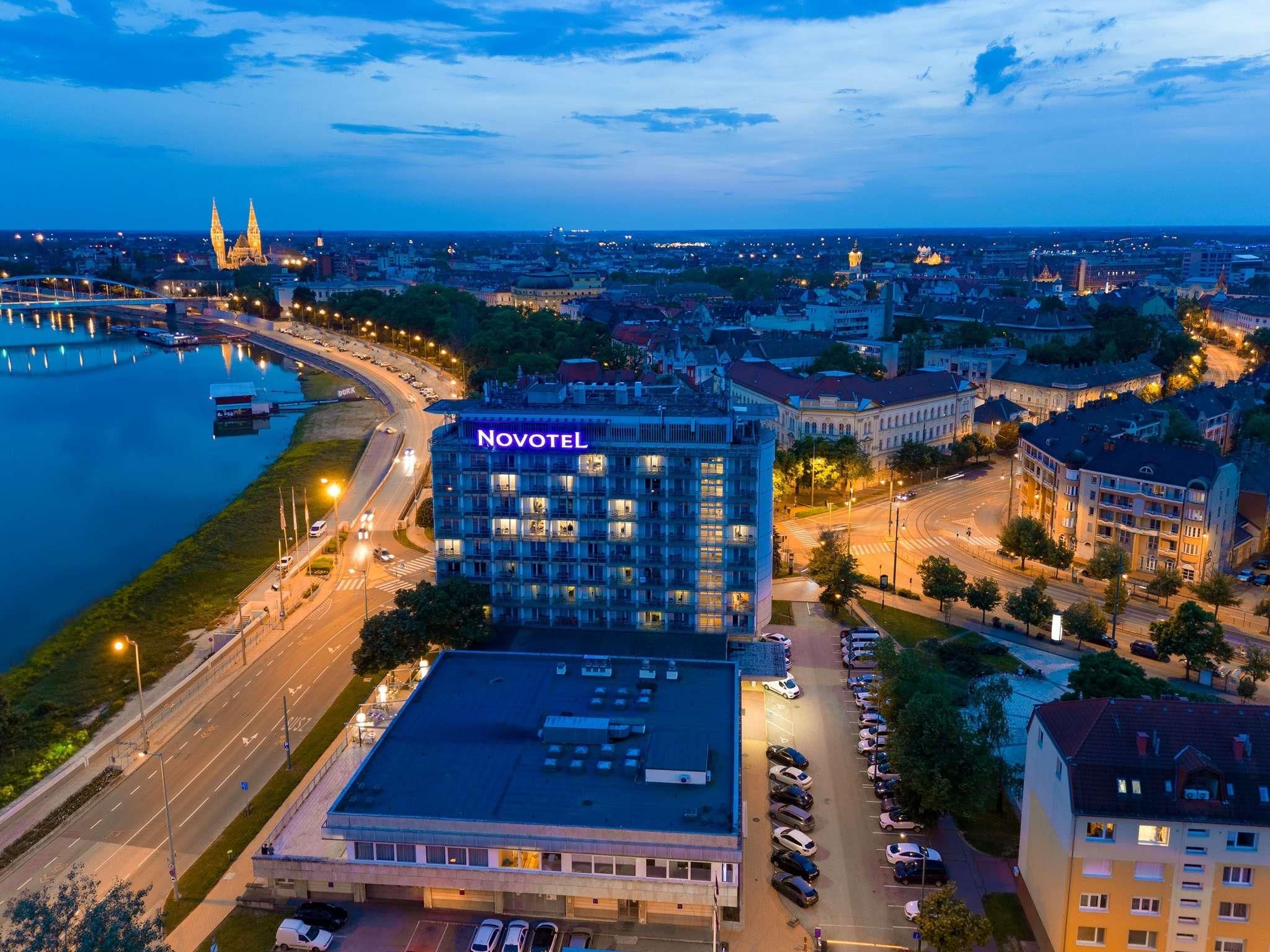 Novotel Szeged - סגד - בניין