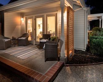Janes Cottage-The Perfect Wine County Retreat - Includes Wine Tasting Passport - Sonoma - Patio