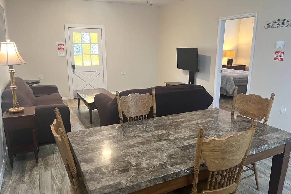 Guest House with pool, boat parking - Leesburg - Jídelna