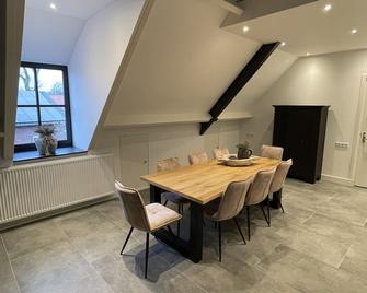 B en B Stipdonk - Lierop - Dining room