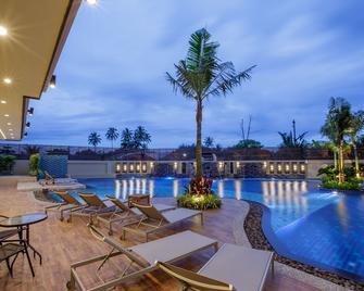 Aqua Resort Phuket - Rawai - Piscina