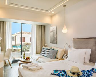 Samian Mare Hotel, Suites & Spa - Karlovasi