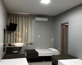Hotel Astória Maringá - Maringá - Makuuhuone