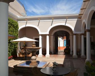 Casa Angeles Mascota - Mascota - Patio