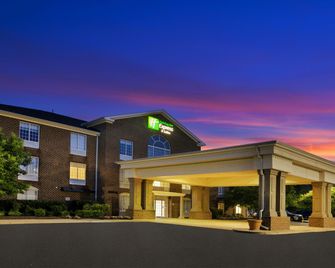 Holiday Inn Express & Suites Warrenton By IHG - Warrenton - Gebouw