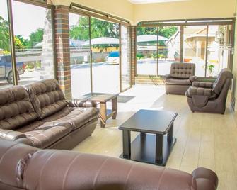 Standard room in Morningside guesthouse - 2090 - Bulawayo - Living room