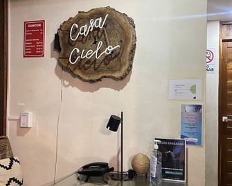 Casa Cielo Cancun - Cancún - Front desk