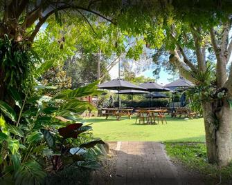 Maleny Hotel - Maleny - Patio