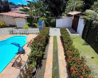 Pousada Canto em Guarajuba - Camacari - Piscina