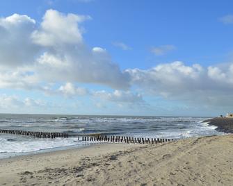 Hotel Valkenhof - Zoutelande - Strand