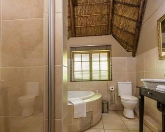 Monchique Guest House - Muldersdrif - Bathroom