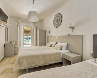 Ecoresort Hotel Zefyros - Agios Kirykos - Dormitor