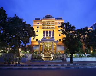 فندق أمبهارا - جاكرتا - مبنى