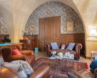 In a green setting, large country house, near Salagou Lake - Clermont-l'Hérault - Sala de estar