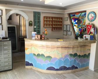 La Boutique Ipek - Kemer - Front desk