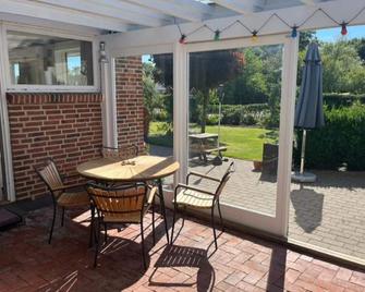 Herning Nord - Tjørring B&B - Herning - Patio