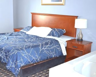 Americas Best Value Inn and Suites St. Cloud - Saint Cloud - Chambre