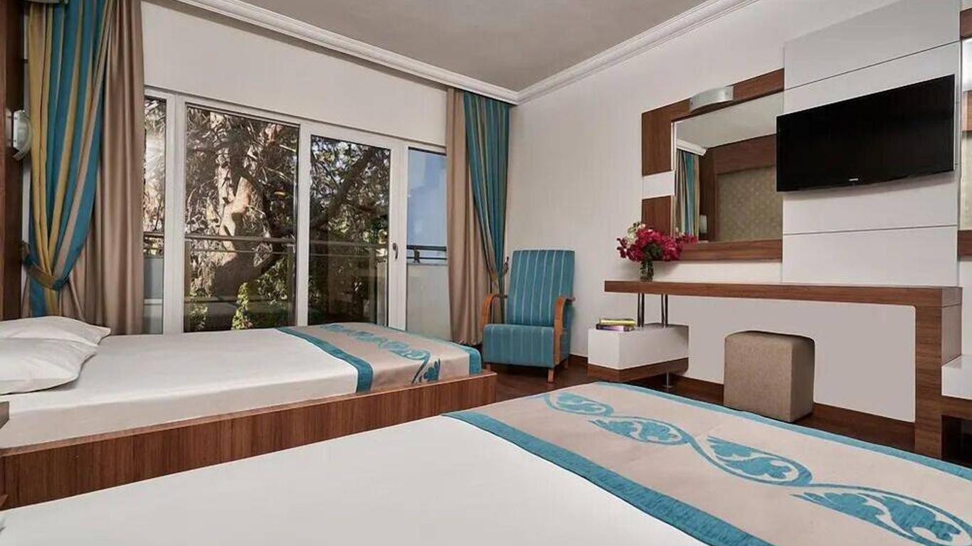 Maya Golf Hotel - Adult Only