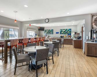 Best Western Club House Inn & Suites - Mineral Wells - Restaurant